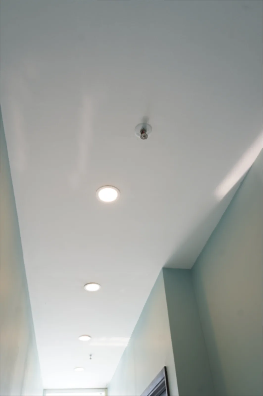 Hiện trạng cũ hoặc chưa hoàn thiện trước khi sơn